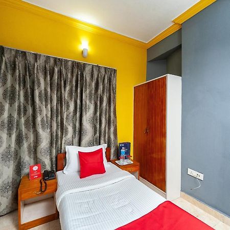 Hotel Manhattan Chennai Extérieur photo