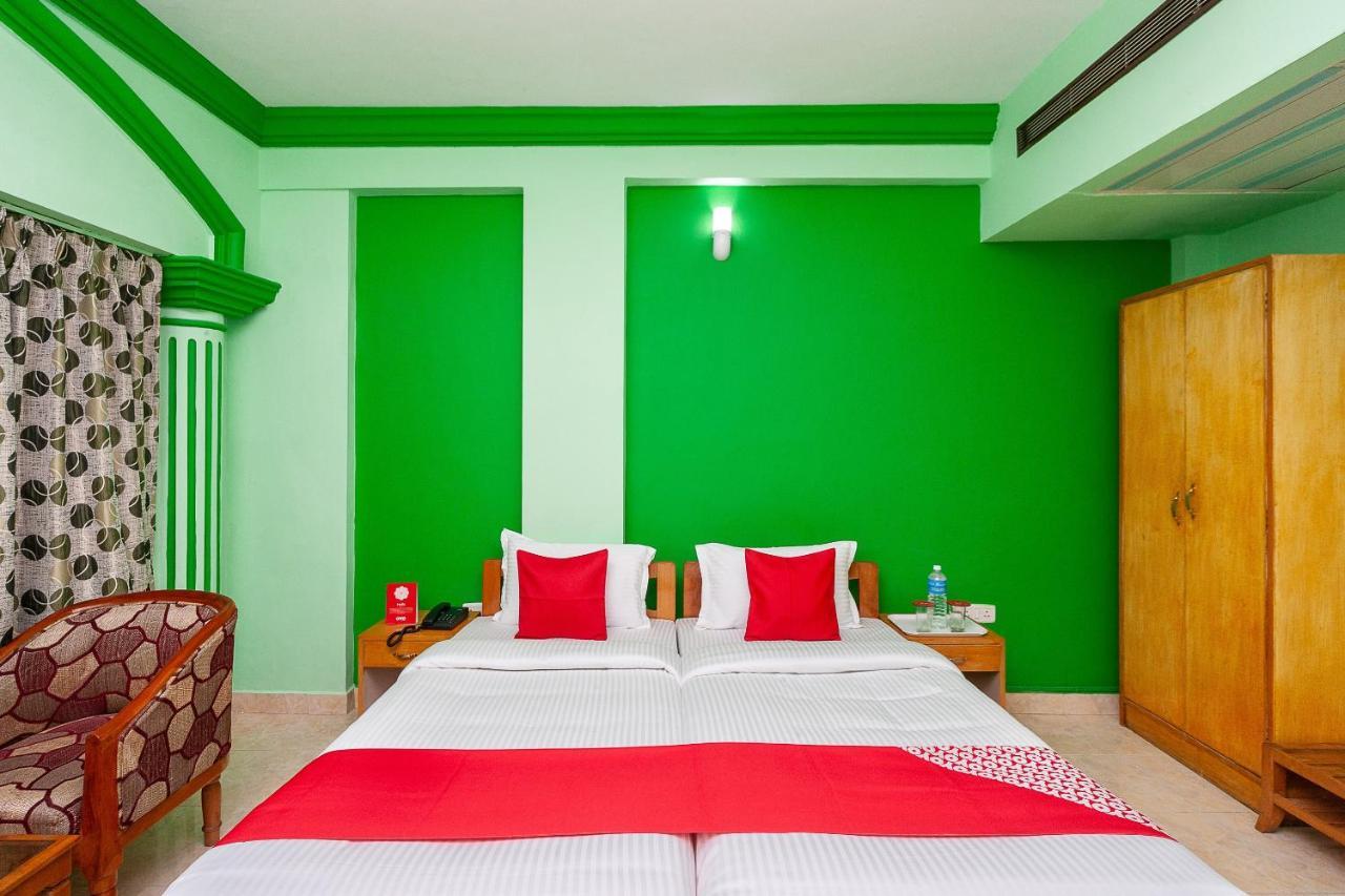 Hotel Manhattan Chennai Extérieur photo