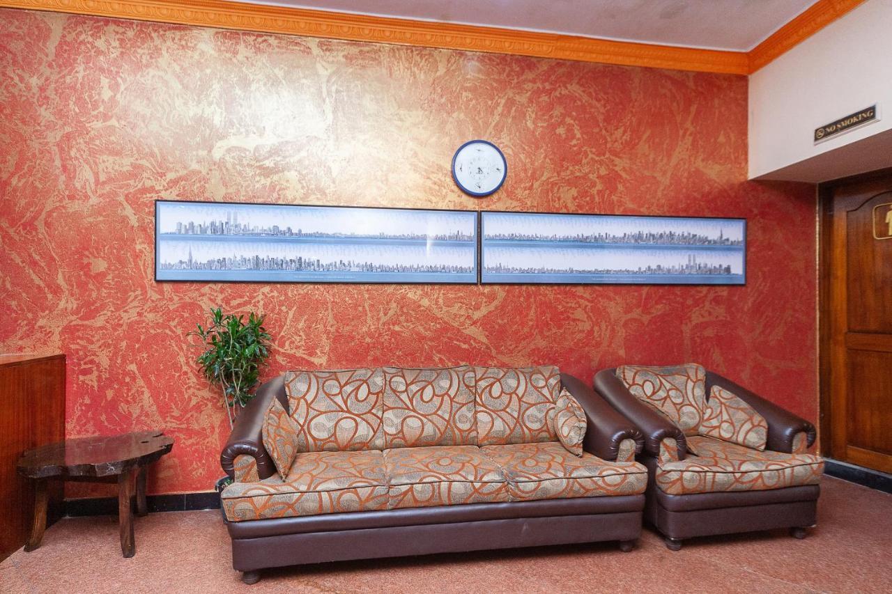 Hotel Manhattan Chennai Extérieur photo