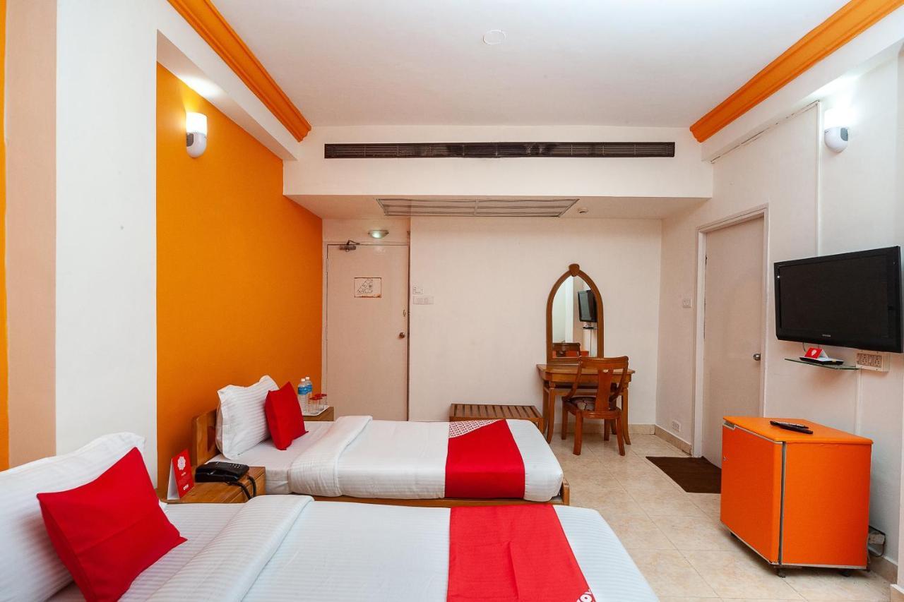 Hotel Manhattan Chennai Extérieur photo