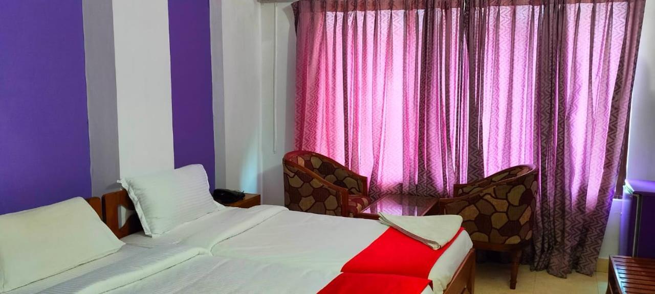 Hotel Manhattan Chennai Extérieur photo