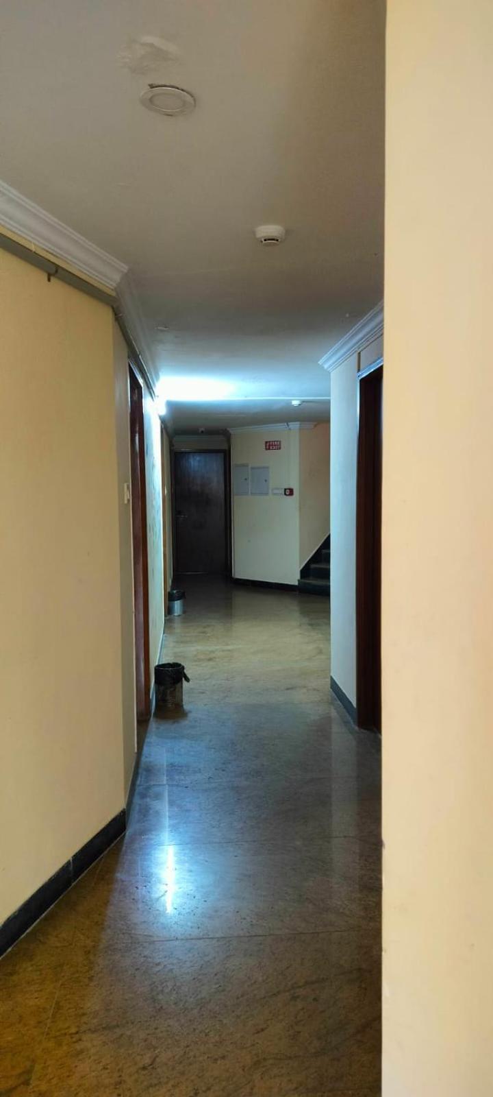 Hotel Manhattan Chennai Extérieur photo