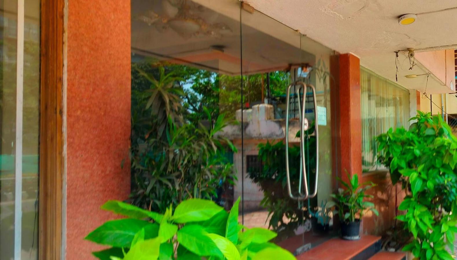 Hotel Manhattan Chennai Extérieur photo