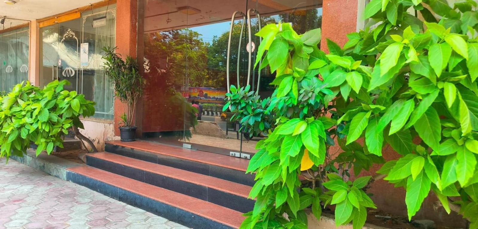 Hotel Manhattan Chennai Extérieur photo